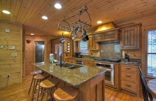 Blue Ridge Cabin | Adventure Awaits: Rafting & Ziplining by Fightingtown Creek