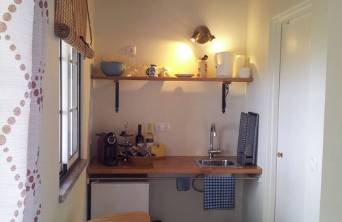 Horta Apartment | Cozy Retreat at Bed & Breakfast Faial Cottage in Azores