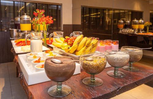 Centro Hotel | Discover Faial Prime Suítes with Spa & Pet-Friendly Perks
