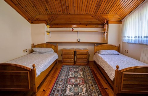 Macka Villa | Experience Faikoğlu Konağı: Family-Friendly Retreat Awaits
