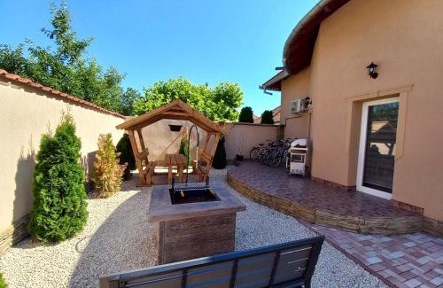 Gyula Apartment | Explore Fain Apartman: Family & Pet-Friendly Retreat