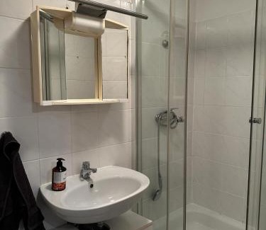 Kelsterbach Apartment | Cozy Fair Apartment 2: Affordable Getaway Awaits