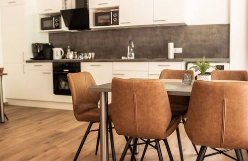 Nordhorn Apartment | FAIR BED 4 City Single Room with TV, WLAN, G.Kitchen