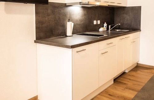 Nordhorn Apartment | FAIR BED 8 City Studio with kitchen, bathroom, WLAN, & PP