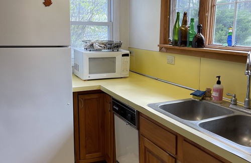 Fair Haven Cottage | Cozy Fair Haven Retreat with Family-Friendly Amenities