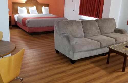 North Lima Hotel | Comfortable Stay at FairBridge Inn Express North Lima