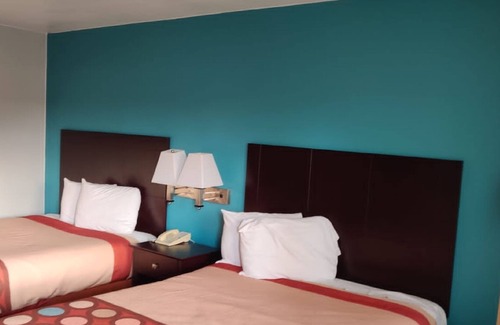 Stuttgart Hotel | Convenient Stay at FairBridge Inn Express Stuttgart