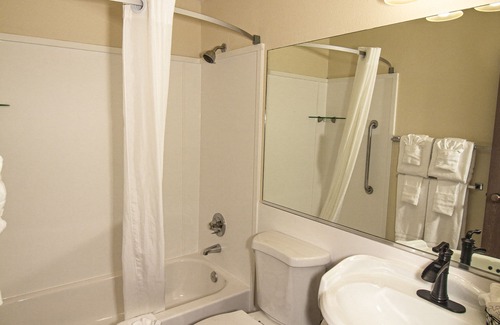 Ponderay Hotel | Comfortable Fairbridge Inn & Suites in Beautiful Sandpoint