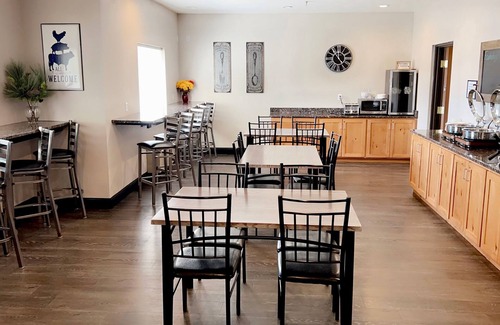 Williston Hotel | Discover FairBridge Inn & Suites Williston: Family-Friendly Escape