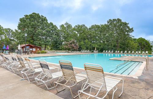 Fairfield Bay House | Pet-Friendly Fairfield Bay Home with Pool & Hot Tub