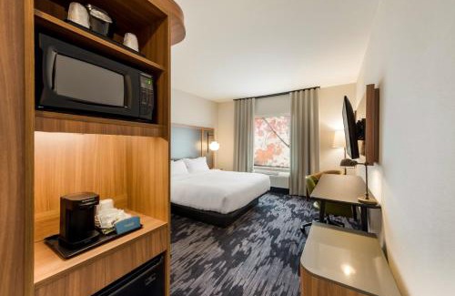 Canal Winchester Hotel | Family-Friendly Getaway at Fairfield by Marriott Columbus