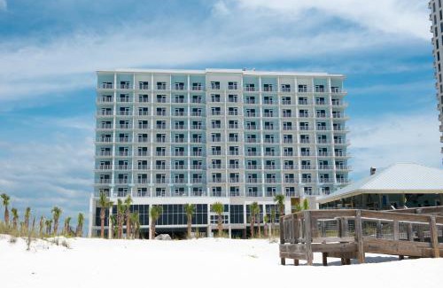Pensacola Beach Hotel | Top-Rated Fairfield by Marriott Inn & Suites Pensacola Beach