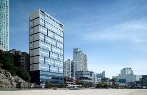 Seo Hotel | Oceanfront Fairfield by Marriott at Busan Songdo Beach