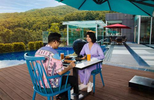 Bullawala Hotel | Elegant Fairfield by Marriott Dehradun with Pool & Dining
