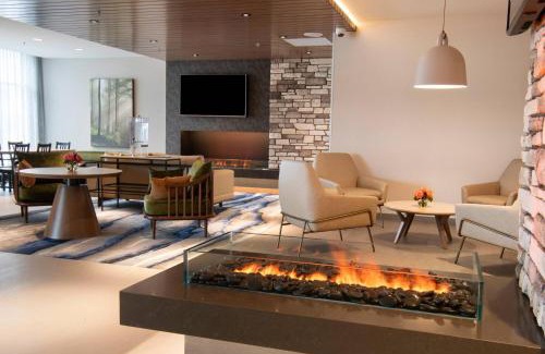 Edmonton International Airport Hotel | Comfortable Stay at Fairfield by Marriott Edmonton Airport