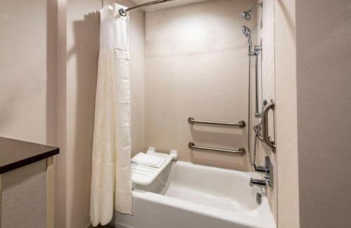 Montville Hotel | Explore Comfort at Fairfield Inn & Suites Mohegan Sun Area