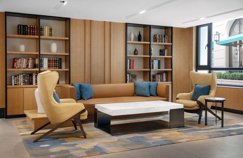 Jing'an Hotel | Discover Fairfield by Marriott Shanghai Jingan: Family-Friendly Stay