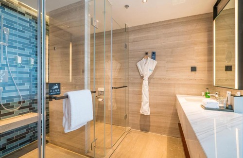Jiaojiang Hotel | Exceptional Fairfield by Marriott Taizhou Bay with Great Amenities