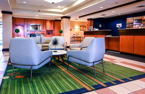 Noblesville Hotel | Discover Comfort at Fairfield Inn & Suites Noblesville