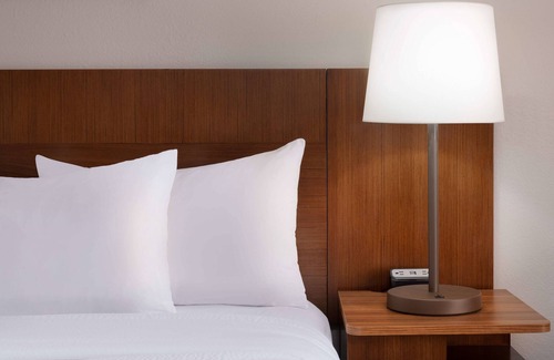 Franklin Park Hotel | Discover Comfort at Fairfield Inn & Suites Austin South