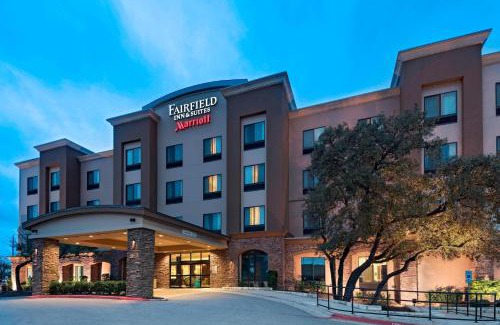 McNeil Hotel | Welcoming Fairfield Inn & Suites by Marriott Austin Northwest