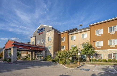 Boerne Hotel | Pet-Friendly Fairfield Inn & Suites in San Antonio Boerne