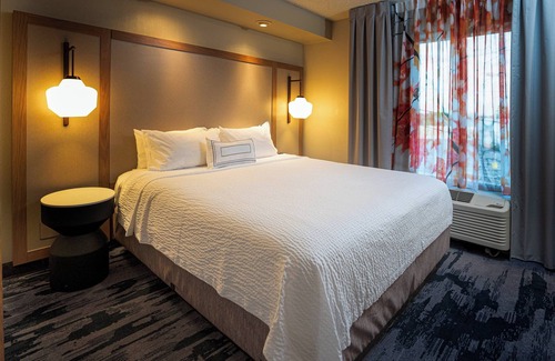 Bonanza Hotel | Comfortable Fairfield Inn & Suites by Marriott Laredo Escape