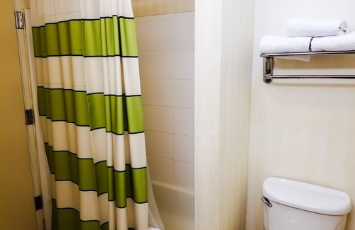 Bonanza Hotel | Comfortable Fairfield Inn & Suites by Marriott Laredo Escape