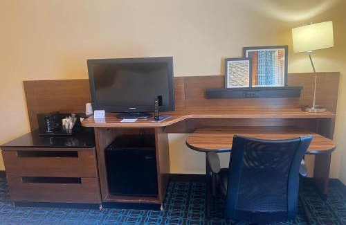 Suwanee Hotel | Family-Friendly Fairfield Inn and Suites in Suwanee