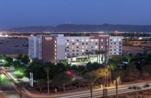 Chandler Hotel | Inviting Fairfield Inn & Suites Phoenix Chandler Fashion Center