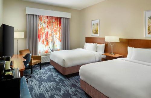 North Charleston Hotel | Family-Friendly Fairfield Inn & Suites in Charleston North