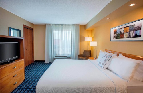 Merrillville Hotel | Modern Comfort at Fairfield Inn and Suites Merrillville