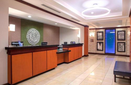 Gunter Afs Hotel | Delightful Fairfield Inn & Suites with Pool and Ocean View