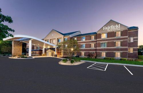 Battle Creek Hotel | Comfortable Stay at Fairfield Inn Battle Creek with Pool Access