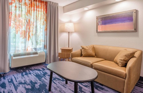 Pike Hotel | Comfortable Stay at Fairfield Inn Indianapolis Northwest