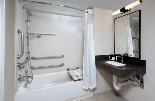 Greensboro Hotel | Pet-Friendly Retreat at Fairfield Inn Greensboro Airport