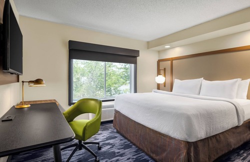 Hattiesburg Hotel | Welcoming Fairfield Inn by Marriott Hattiesburg with Pool
