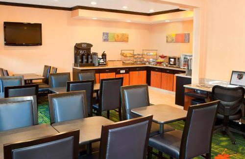 Forsyth Hotel | Comfort Meets Convenience at Fairfield Inn by Marriott Forsyth