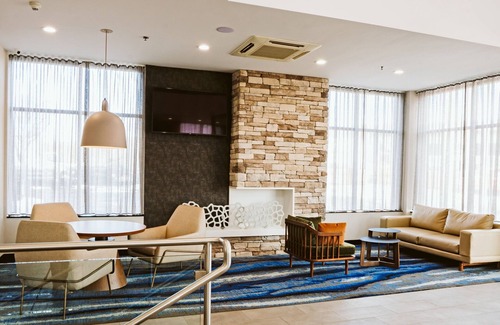 Queens Hotel | Convenient Fairfield Inn near JFK Airport with Top Amenities