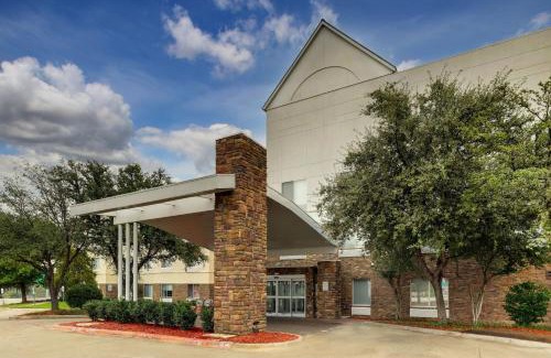 Las Colinas Hotel | Convenient Stay at Fairfield Inn by Marriott Las Colinas