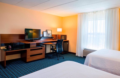 Montpelier Hotel | Convenient Getaway at Fairfield Inn By Marriott Laurel