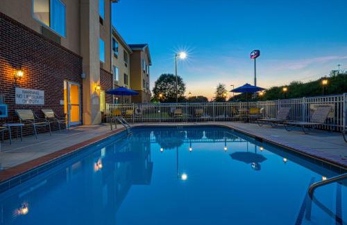 Mooresville Hotel | Relax at Fairfield Inn Charlotte Mooresville Lake Norman
