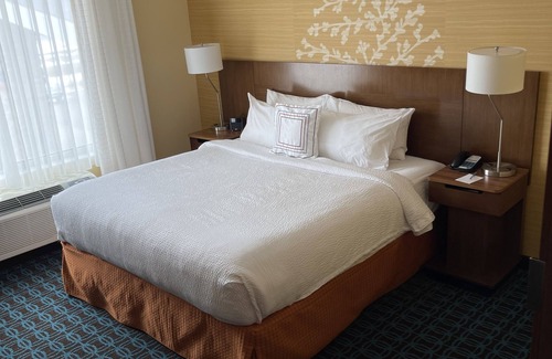 East Grand Forks Hotel | Exceptional Fairfield Inn & Suites in East Grand Forks