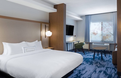 Brooklyn Center Hotel | Top-Rated Fairfield Inn & Suites with Pool and Breakfast