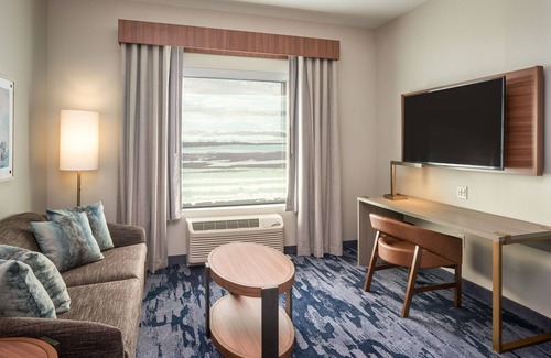 West Palm Beach Hotel | Exceptional Fairfield Inn & Suites in West Palm Beach