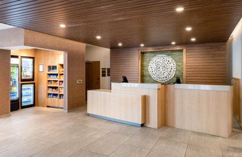 Brooklyn Center Hotel | Comfortable Fairfield Inn & Suites Minneapolis North Escape