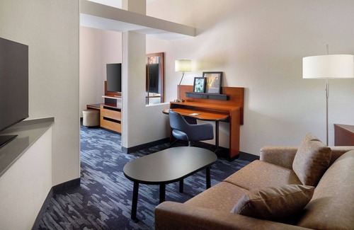 North Charleston Hotel | Top-Rated Fairfield Inn & Suites in Charleston North