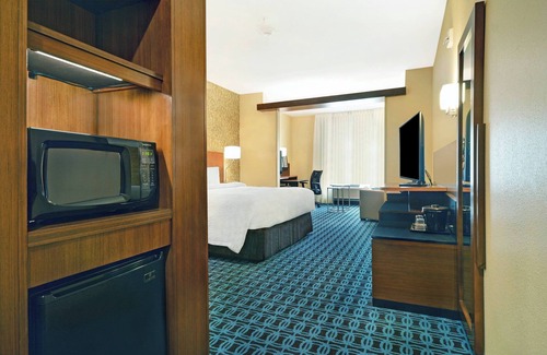Richmond Hill Hotel | Top-Rated Fairfield Inn & Suites Savannah with Family Amenities