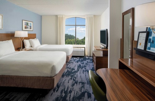 College Park Hotel | Welcoming Fairfield Inn & Suites Near Atlanta Airport