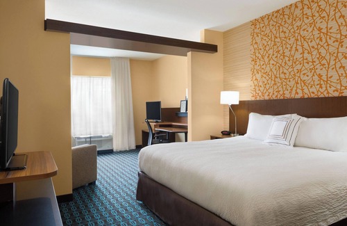 Athens Hotel | Top-Rated Fairfield Inn & Suites Athens with Pool & Dining